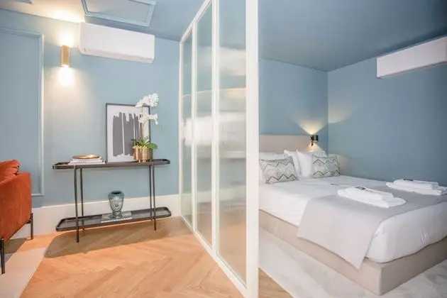 Liiiving - Ribeira Design Apartment