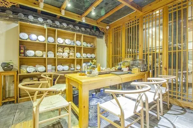 Lijiang Family and Hostel Inn - Lobi