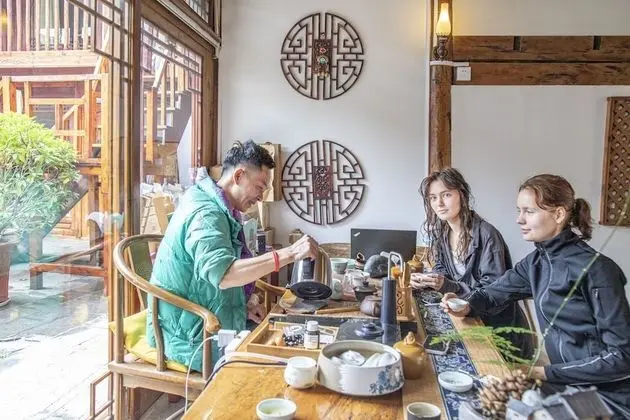 Lijiang Family and Hostel Inn - Yerinde Yemek