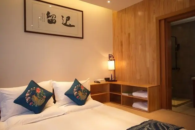 Lijiang Stay Long Guest House - Oda