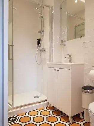 LIK Apparts 12 rue Georges Sand Rennes - Banyo Tipleri