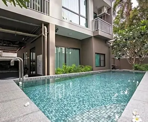 Like Sukhumvit 22 - Lobi