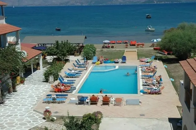 Likourgos Beach - Havuz