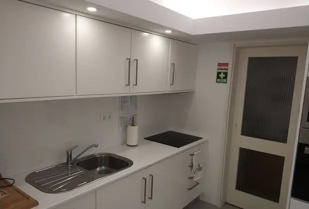 Lila Beach Apartment - Mutfak