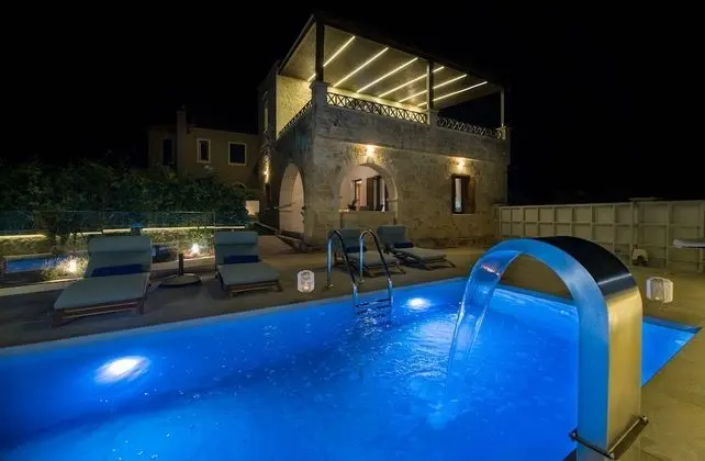 Lilium Stone Villa