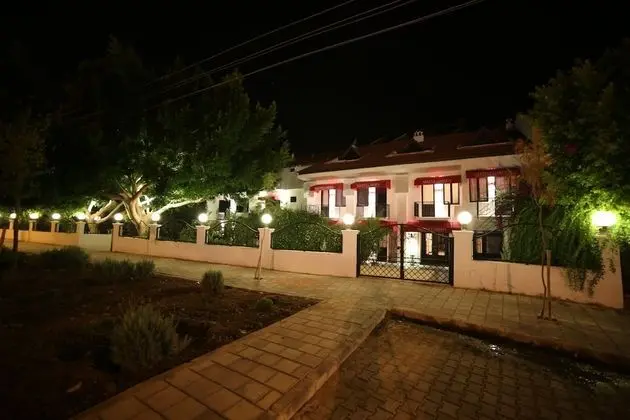 Lill Maison Hotel & City Club