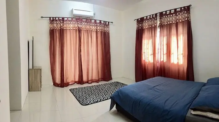 Lily Homestay Kangar - Oda
