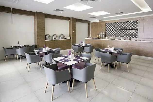 Lily Hotel Suite Hofuf - Yerinde Yemek