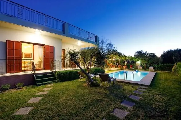 Lily's cottage, secluded, sea view villa with private pool and gardens. 1062101 - Dış Mekan