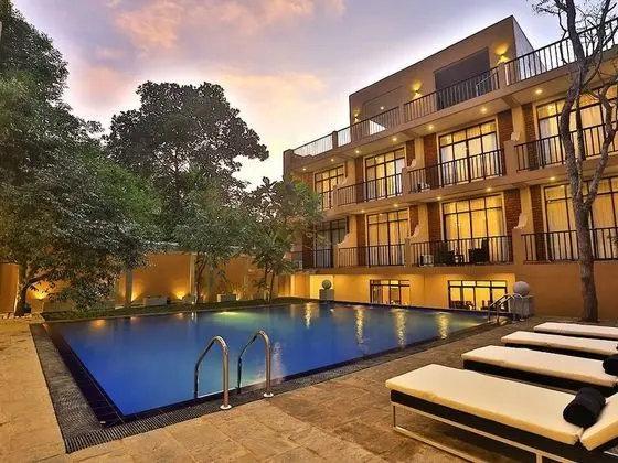 Lily's Resort