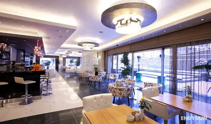 Limak Ambassadore Hotel - Lobi