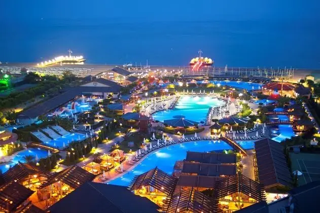 Limak Lara De Luxe Hotel - 2