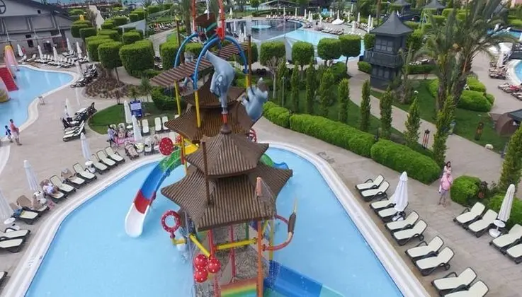 Limak Lara De Luxe Hotel - 4