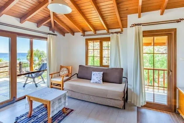 Liman Pansiyon - Guesthouse