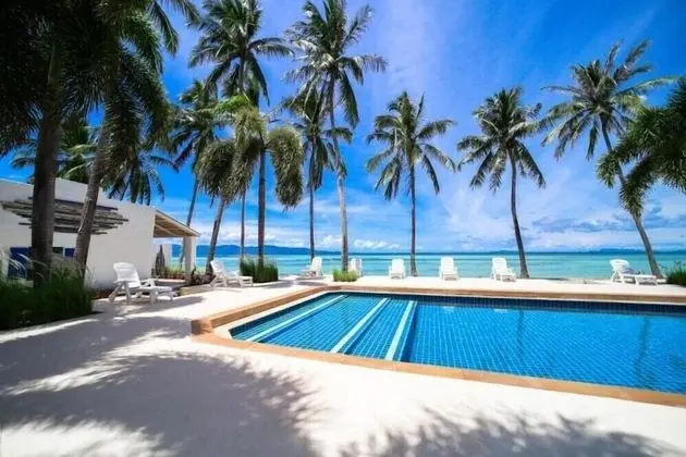 Lime & Soda Beachfront Resort - Havuz