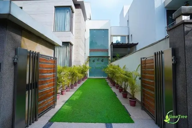 Lime Tree Hotel Sushant Lok Gurgaon - Dış Mekan