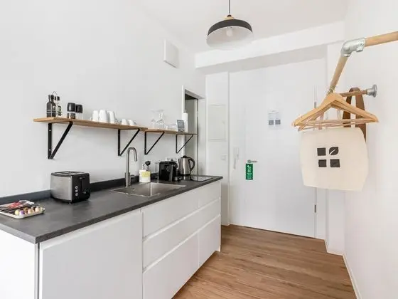 Limehome Aachen Vereinsstrasse - Mutfak