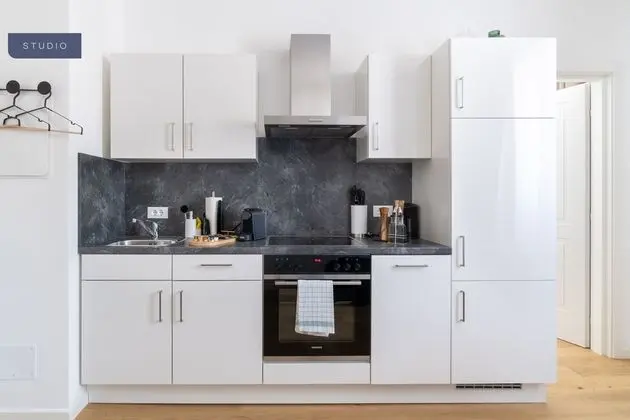 limehome Baden-Baden Bäderstraße - Mutfak