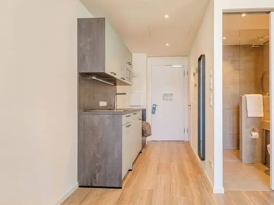 limehome Berlin Müllerstraße - Mutfak