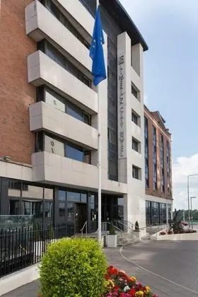 Limerick City Hotel - Dış Mekan