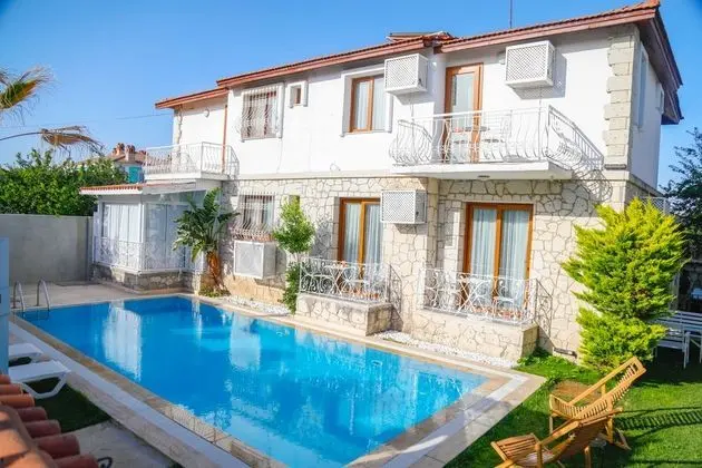 Limoni Alaçatı