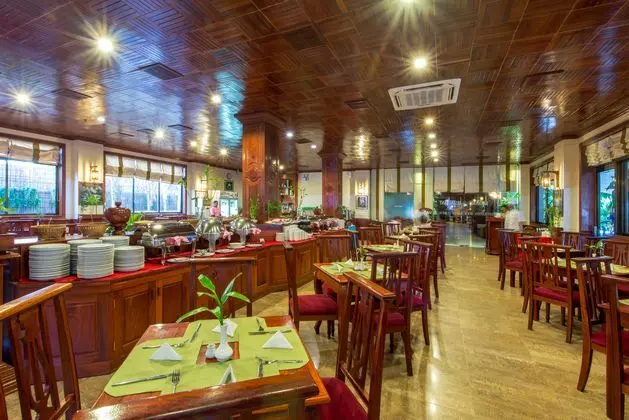 Lin Ratanak Angkor Hotel - Yeme / İçme