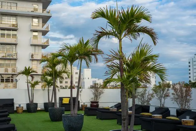 Lincoln Arms Suites