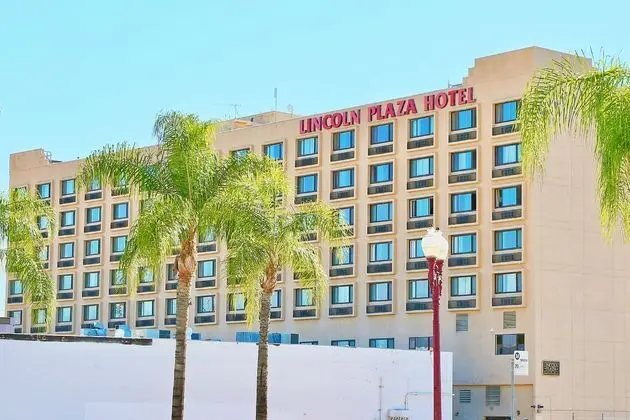 Lincoln Hotel SureStay Collection by Best Western