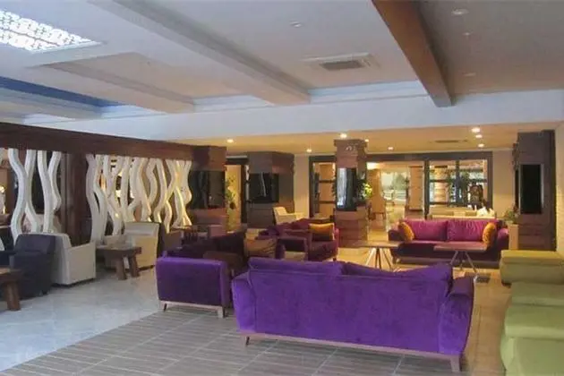 Linda Resort Hotel - Lobi