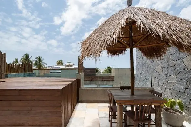 Linda Casa bem pr Xima Praia do Marceneiro - Oda