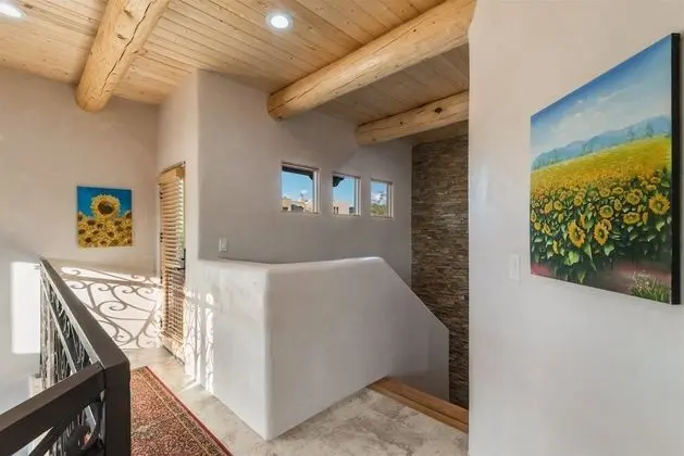 Linda - Stunning Contemporary Home, Walk to The Plaza - İç Mekan
