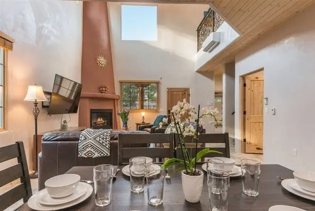 Linda - Stunning Contemporary Home, Walk to The Plaza - Mutfak