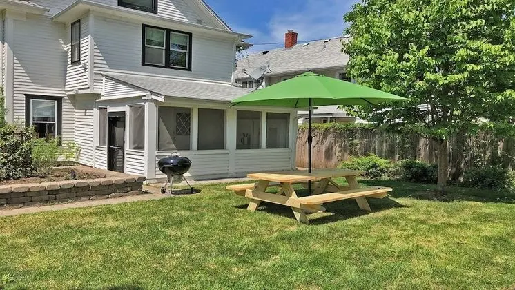 Linden Hills Luxury Charmer - Dış Mekan