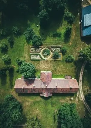 Lindenhoff - Liepas muiža
