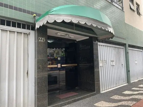 Lindo apto reformado no coração de BC