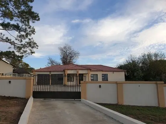 Lindo Guest House - 1