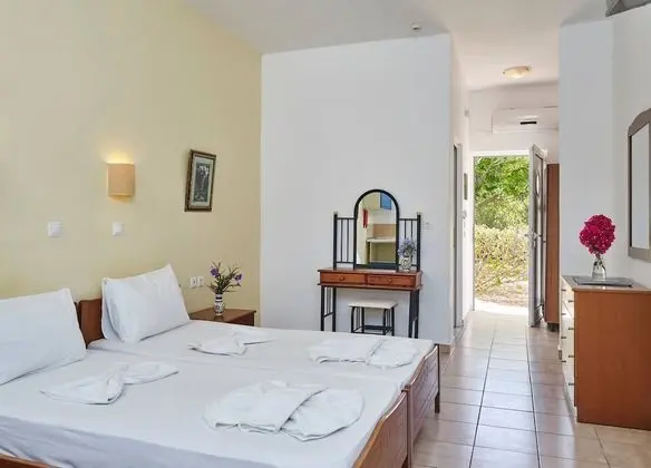 Lindos Athena Hotel - Oda