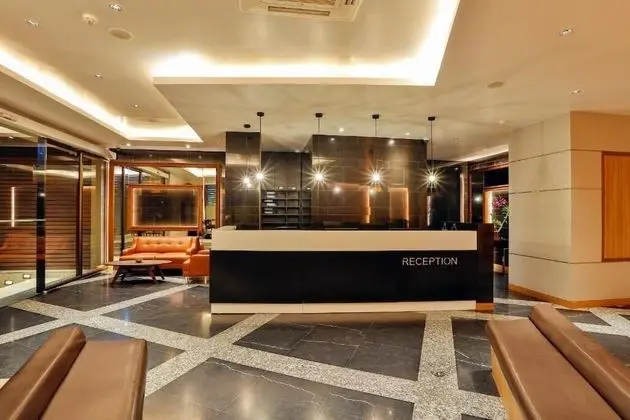 The Link 83 Mandalay Boutique Hotel - Lobi