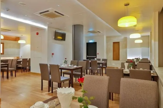 The Link 83 Mandalay Boutique Hotel - Yerinde Yemek