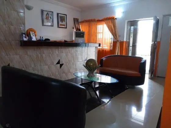 Link Majestic B2 Suites and Hotel - Lobi