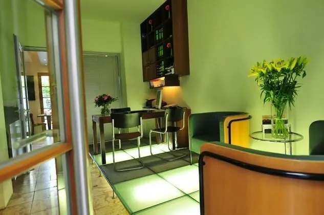 Lint Hotel
