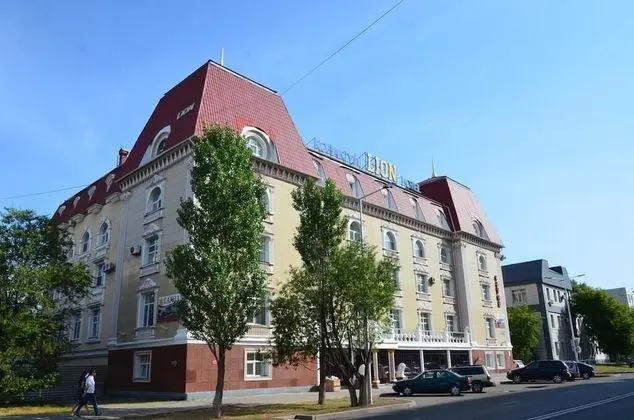 Hotel Lion