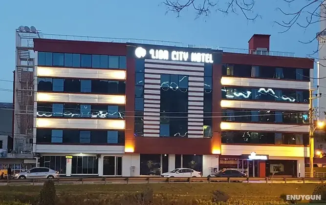 Lion City Hotel