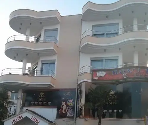 Lion Gate Hotel - Dış Mekan