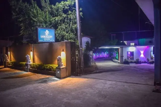 Lion Resort