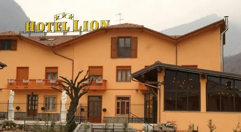 Hotel Lion - 1