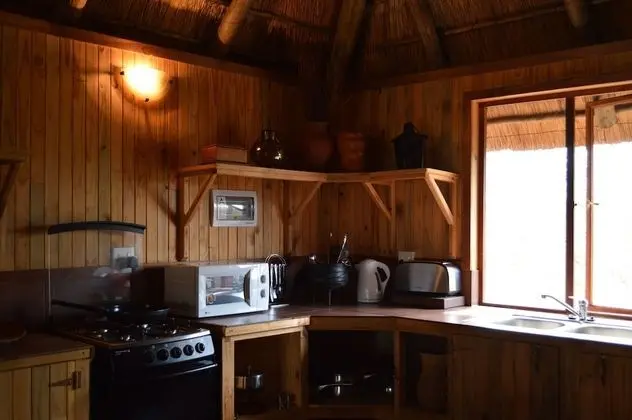 Lion Tree Bush Lodge - Mutfak