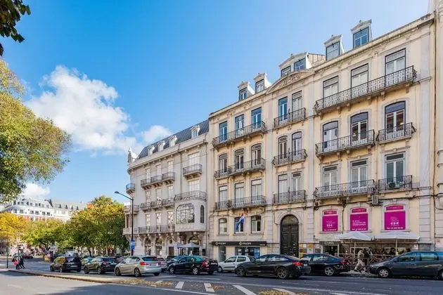 Lisbon Boulevard