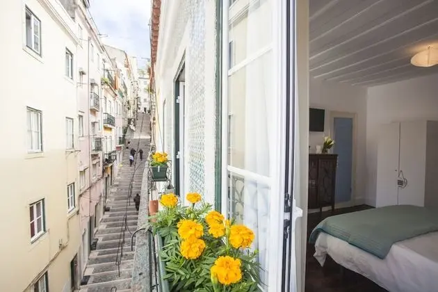 Lisbon Inn Bica Suites