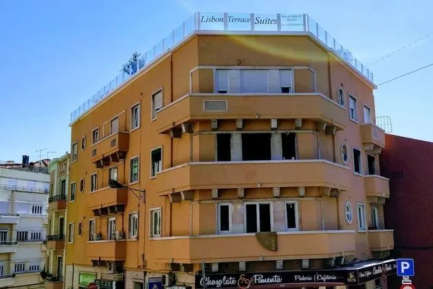 Lisbon Terrace Suites Apartment for Large Groups with Amazing Terrace - Dış Mekan